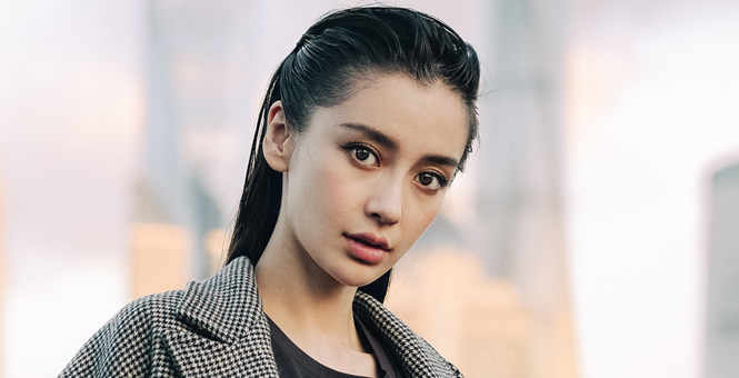 <b>Angelababy´Ƭ ͷ͸ˬʮ</b>